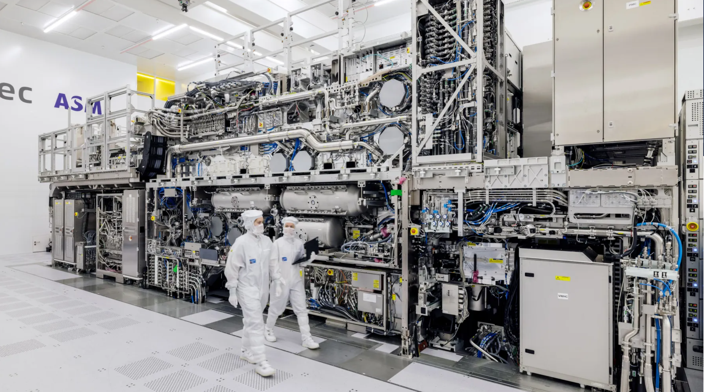 ASML: Pioneering the Future of Semiconductor Manufacturing